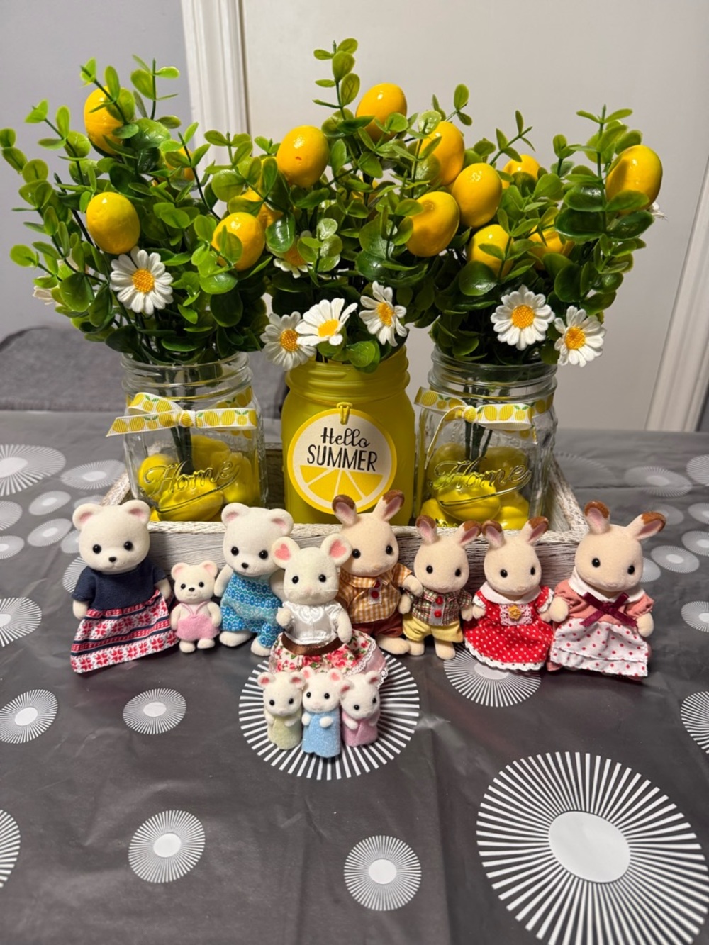 Calico Critters Sylvanian Family Lot - School House 11 figures & more!!